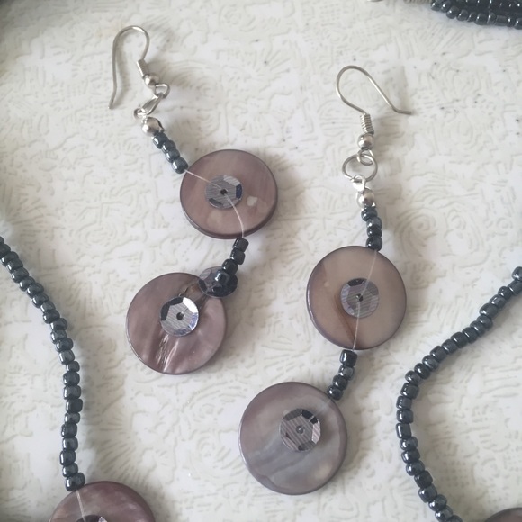 Gray Multi-strand Beaded Necklace And Earrings Set - Picture 7 of 12